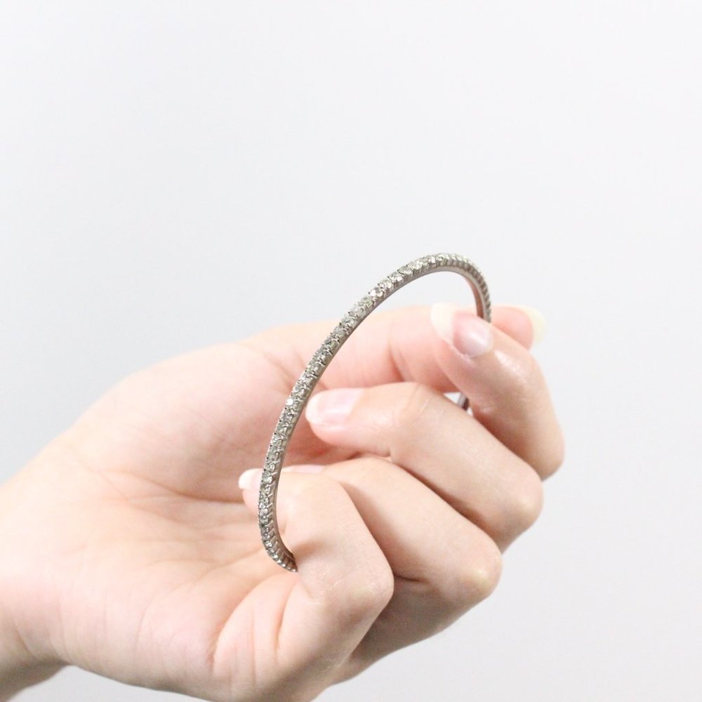 *Silver Rinestone Bangle - Picture 3 of 3